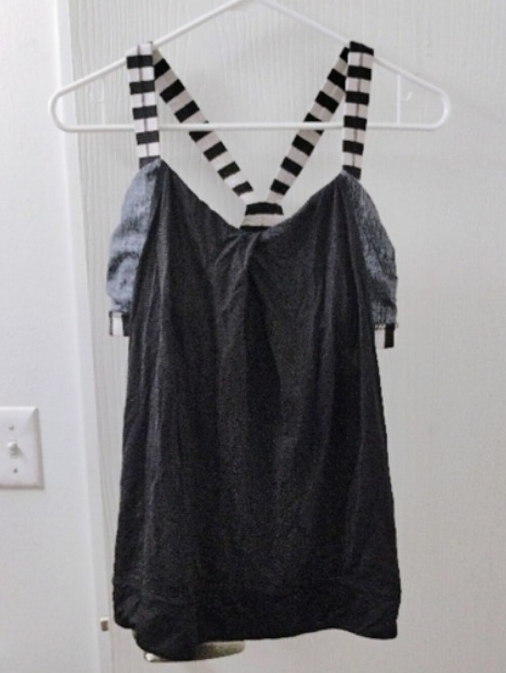 Lululemon Rest Less Tank Top Black/Burlap Texture/ Apex Stripe Black Dune Sz 8